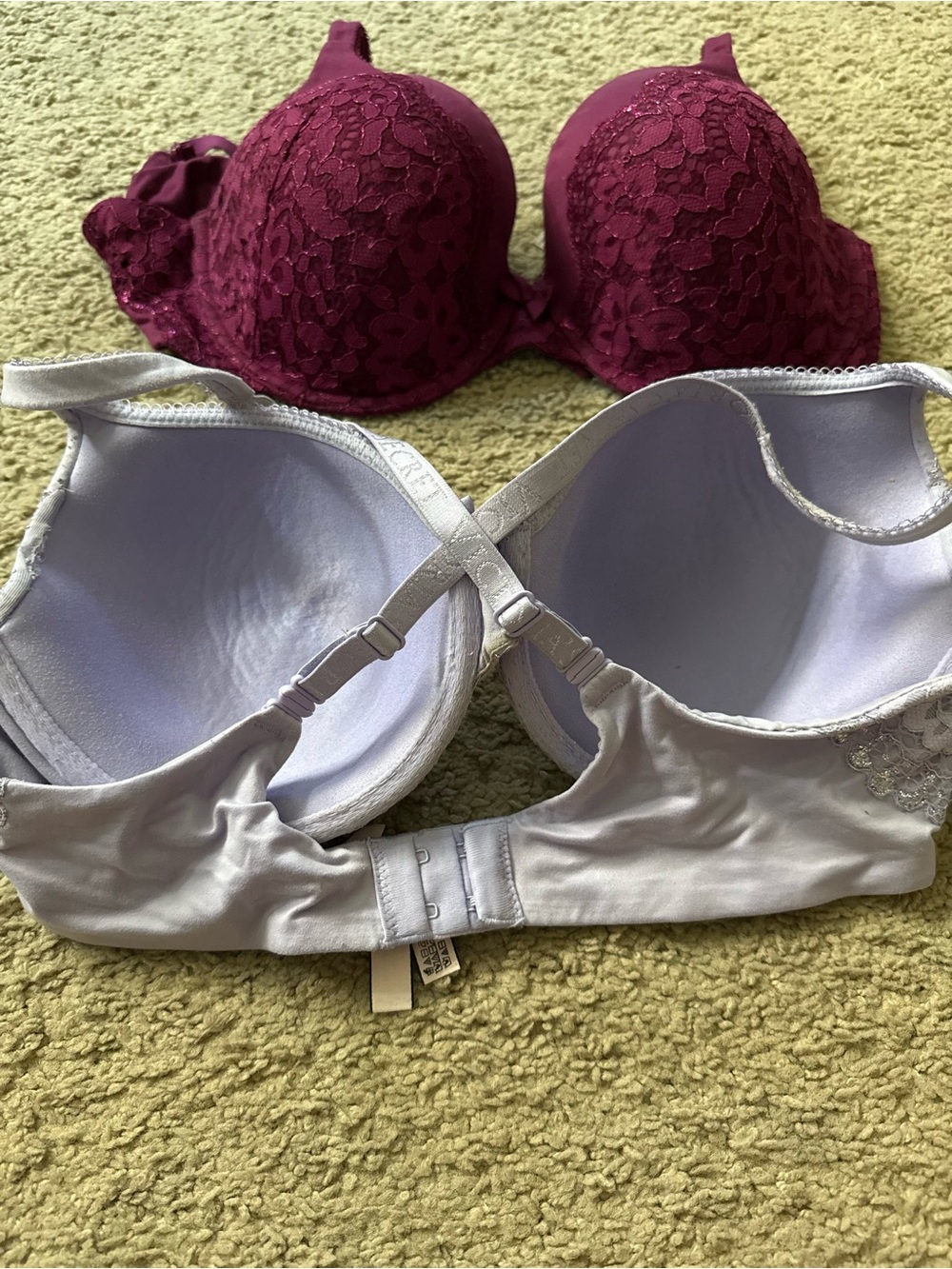 Victoria's Secret -Body by Victoria Lined Perfect Coverage Bra Bundle - Picture 3 of 5